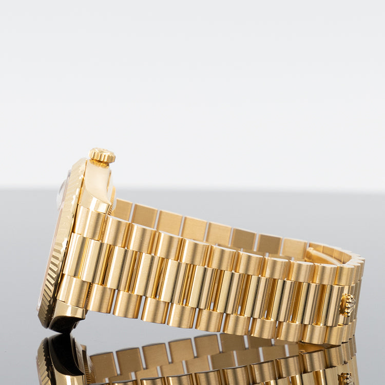 Rolex Day-Date 228238 — Gold White Roman Dial Yellow Gold 40mm