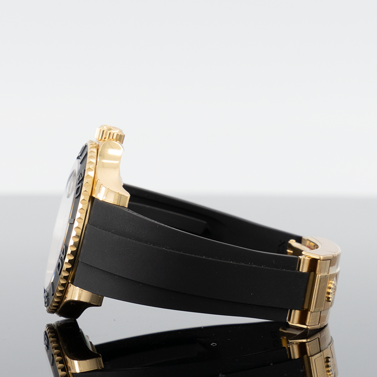 Rolex Yacht-Master 226658 — Gold Black Dial Yellow Gold Oysterflex 42mm