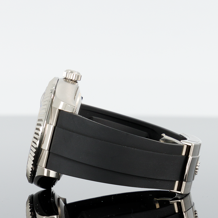 Rolex Sky-Dweller 336239 — White Gold Black Dial White Gold Oysterflex 42mm