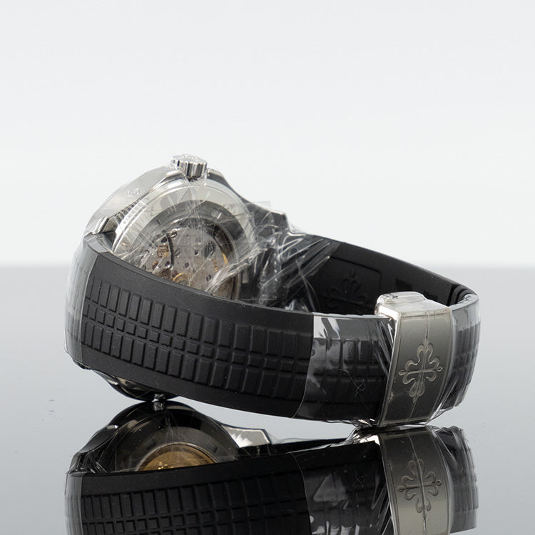 Patek Philippe Aquanaut — Black Dial Steel 40.8mm