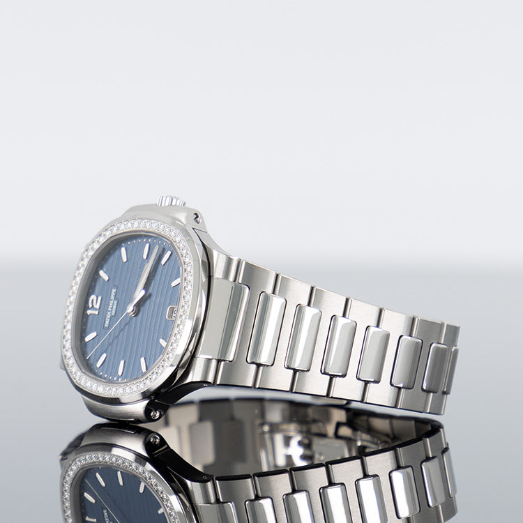 Patek Philippe Nautilus — Blue Dial Steel Diamond 35.2mm