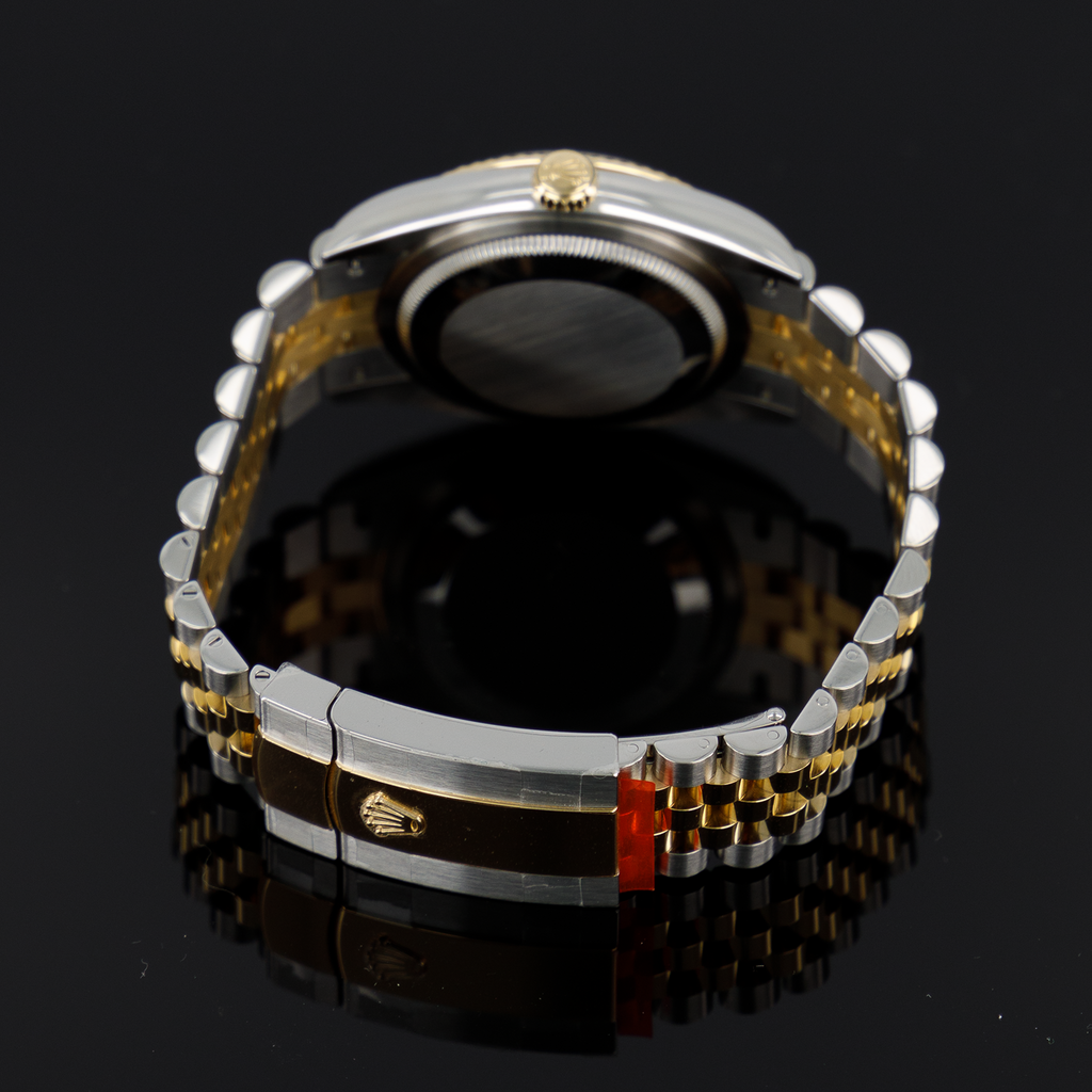 Rolex Datejust 126233 — Gold Fluted Black Diamond Dial Yellow Gold Steel Diamond 36mm