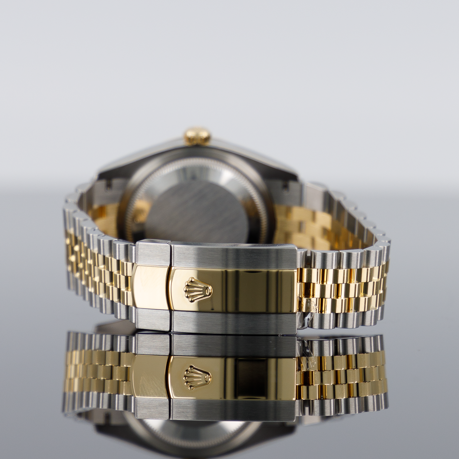 Rolex Datejust 126233 — Yellow Gold Steel Jubilee 36mm