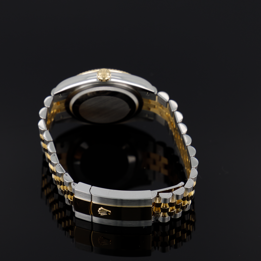Rolex Datejust 126233 — Yellow Gold Steel Jubilee 36mm