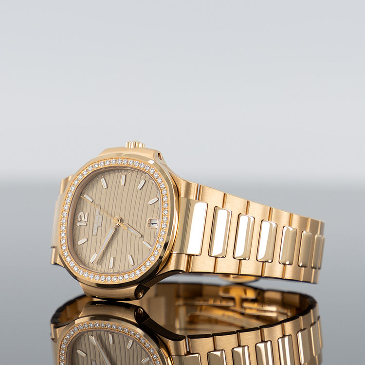 Patek Philippe Nautilus — Rose Gold 35.2mm