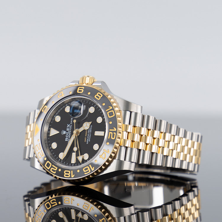 Rolex GMT-Master II 126718GRNR — Gold Jubilee Bracelet Black Dial Yellow Gold Steel Jubilee 40mm