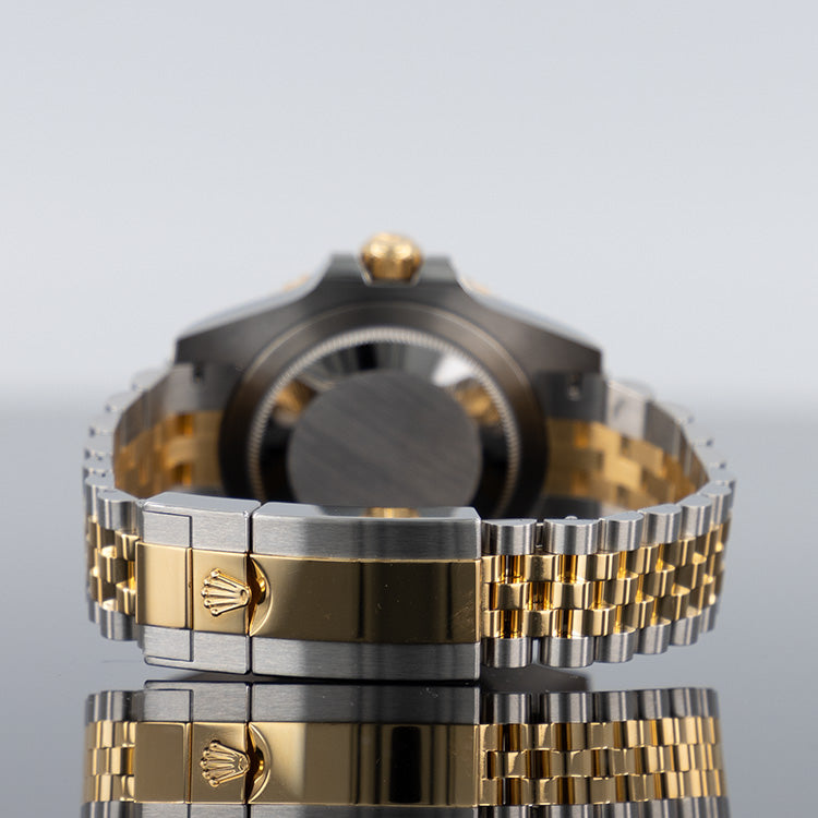Rolex GMT-Master II 126718GRNR — Gold Jubilee Bracelet Black Dial Yellow Gold Steel Jubilee 40mm