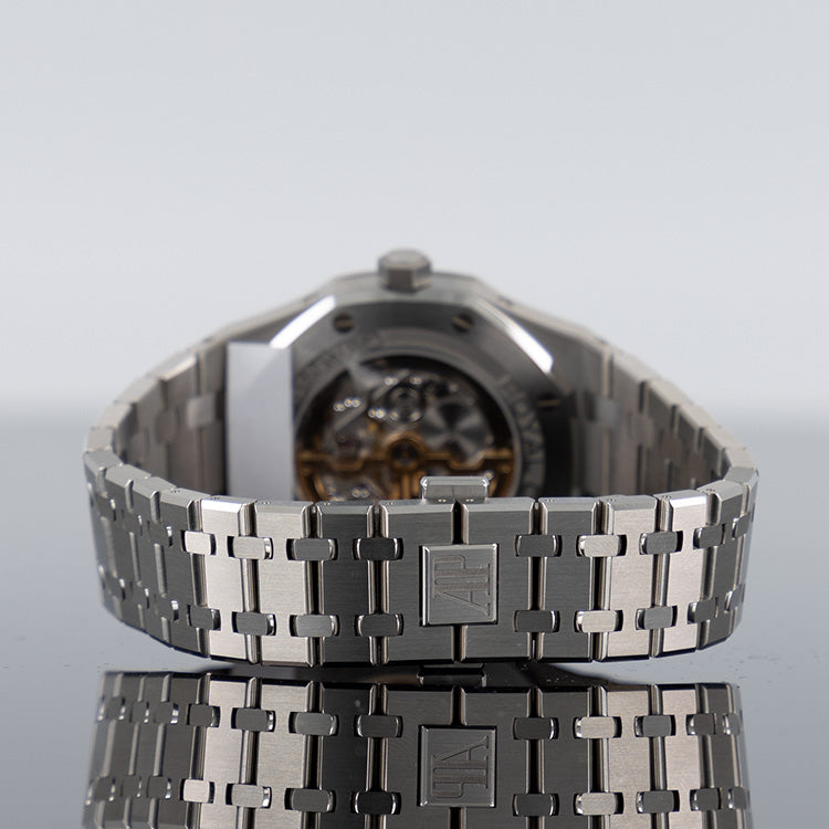 Audemars Piguet Royal Oak 26574ST — Blue Dial Steel 41mm