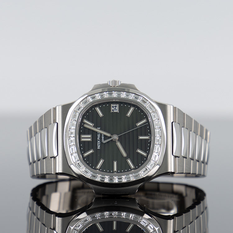 Patek Philippe Nautilus — Green Dial Steel Diamond 40mm