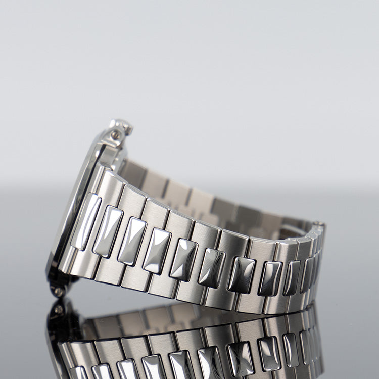 Patek Philippe Nautilus 5711/1A — Blue Dial Steel 40mm