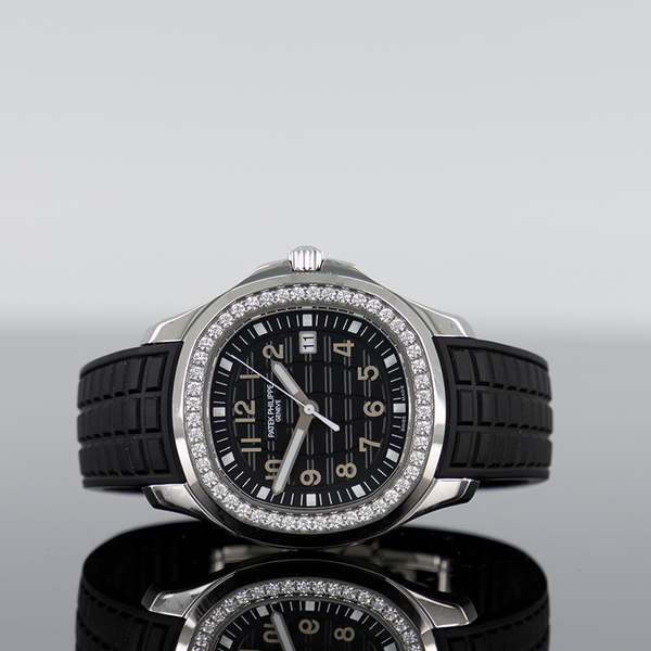 Patek Philippe Aquanaut — Black Dial Steel Diamond 38.8mm