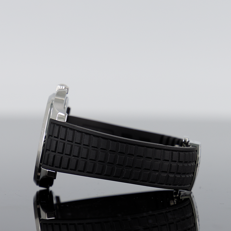 Patek Philippe Aquanaut — Black Dial Steel Diamond 38.8mm
