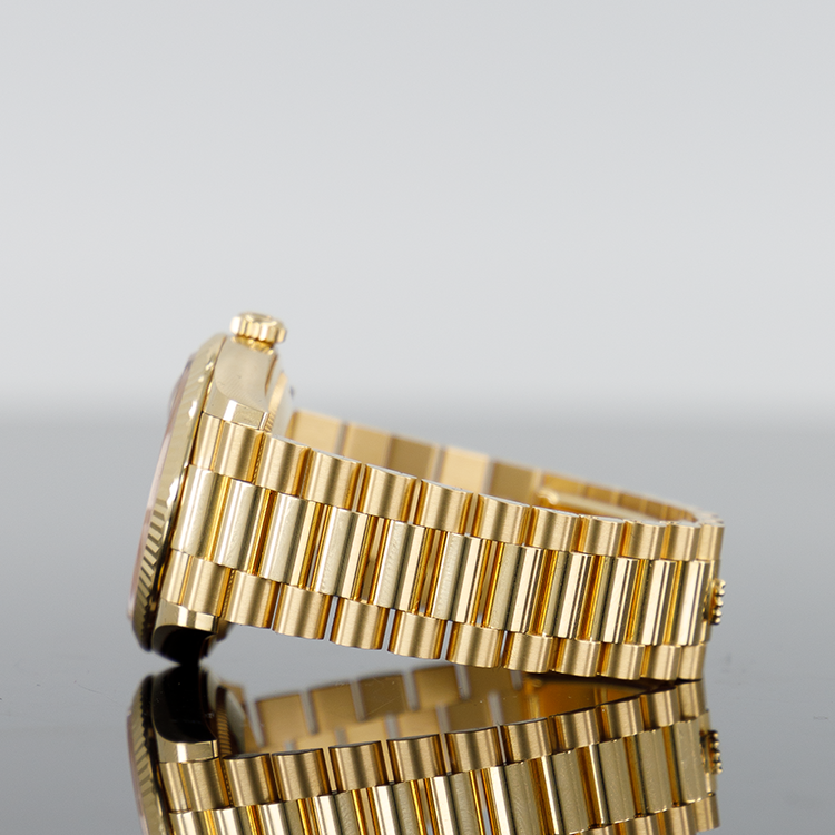 Rolex Day-Date 128238 — Gold Ombre Fluted Diamond Dial Yellow Gold Diamond 36mm
