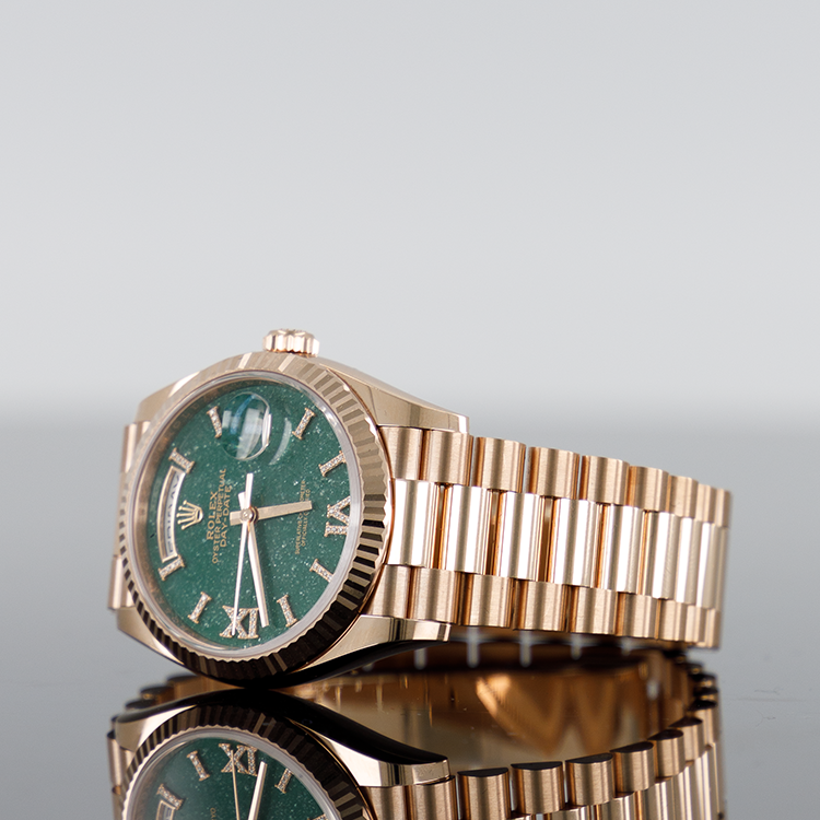 Rolex Day-Date 128235 — Green Aventurine Roman Diamond Dial Rose Gold Diamond 36mm