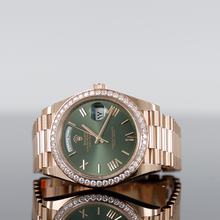 Rolex Day-Date 228345 — Green Roman Dial Rose Gold Diamond 40mm