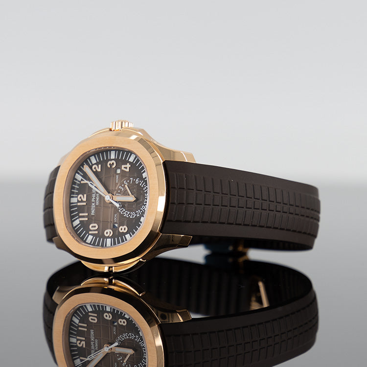 Patek Philippe Aquanaut — Rose Gold Brown Dial Rose Gold 40.8mm