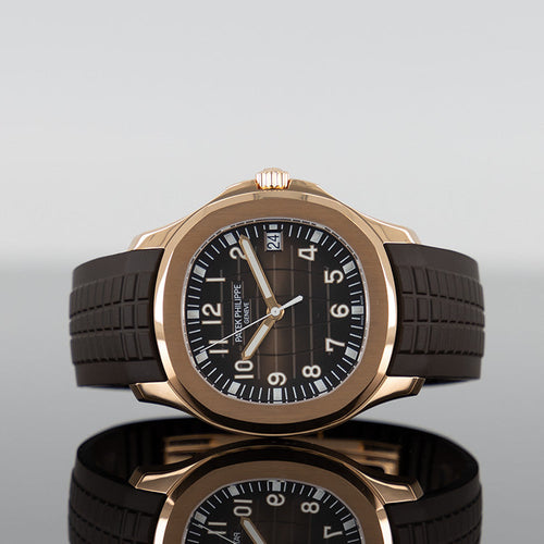 Patek Philippe Aquanaut — Rose Gold 40.8mm