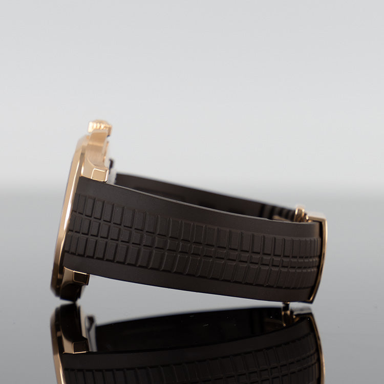 Patek Philippe Aquanaut — Rose Gold 40.8mm