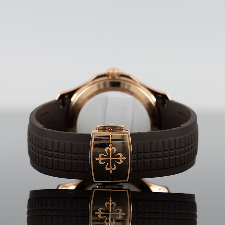 Patek Philippe Aquanaut — Rose Gold 40.8mm