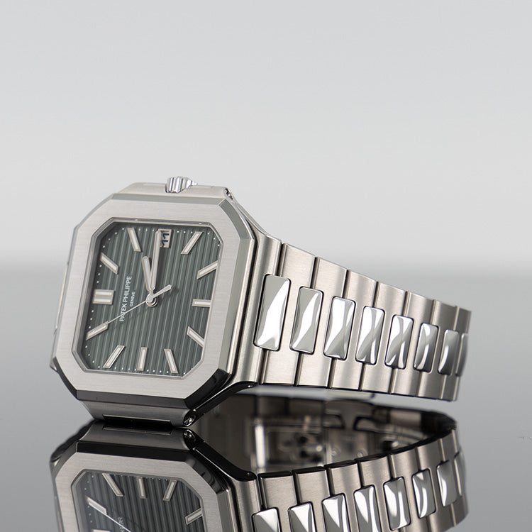 Patek Philippe 5821/1A 001 Cubitus — Green Dial Steel 45mm