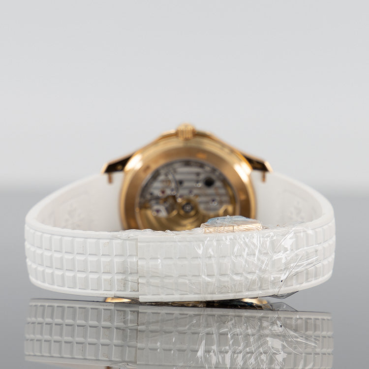 Patek Philippe Aquanaut — Gold Diamond Bezel White Dial Rose Gold Diamond 38.8mm