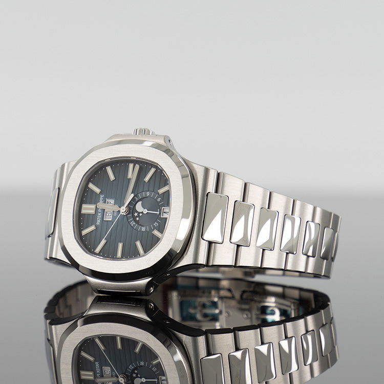 Patek Philippe Nautilus 5726/1A — Blue Dial Steel 40.5mm