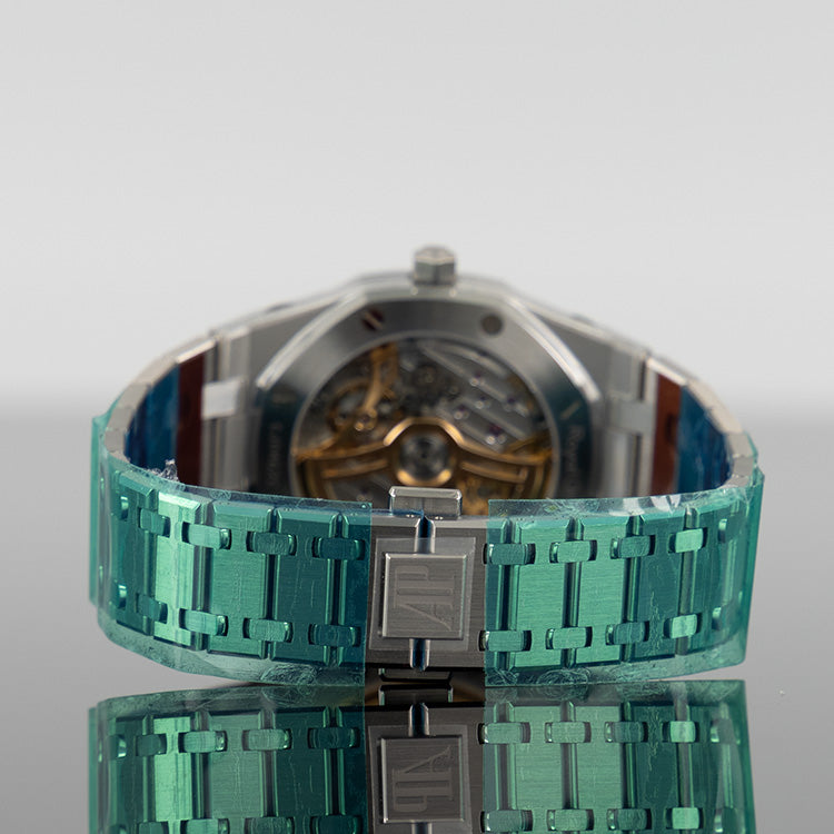 Audemars Piguet Royal Oak 16202ST — Blue Dial Steel 39mm