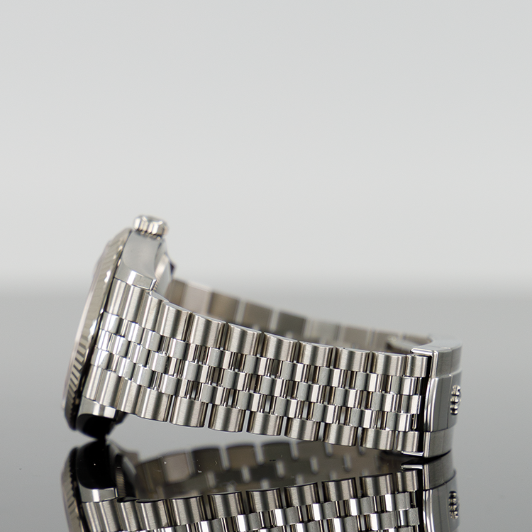 Rolex Datejust 126234 — MOP Diamond Dial Steel Diamond Jubilee 36mm