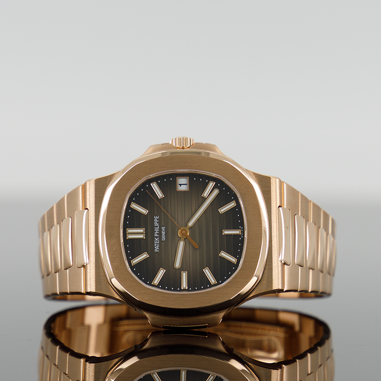 Patek Philippe Nautilus 5711/1R — Rose Gold Brown Gradated Dial Rose Gold 40mm
