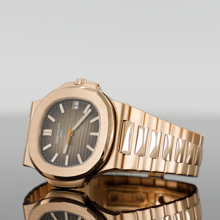Patek Philippe Nautilus 5711/1R — Rose Gold Brown Gradated Dial Rose Gold 40mm