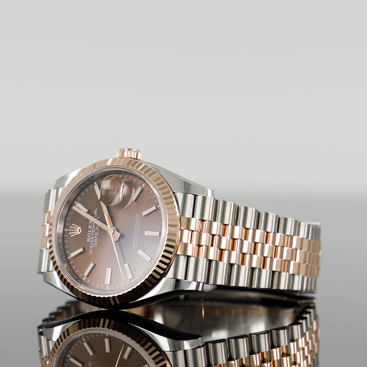 Rolex Datejust 126231 — Gold Fluted Chocolate Index Dial Rose Gold Steel 36mm