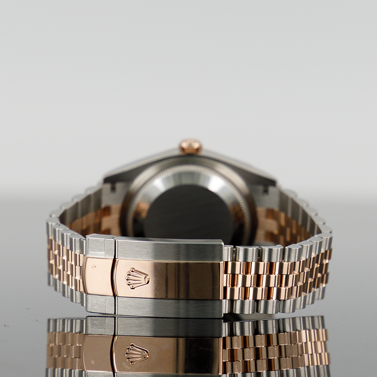 Rolex Datejust 126231 — Gold Fluted Chocolate Index Dial Rose Gold Steel 36mm