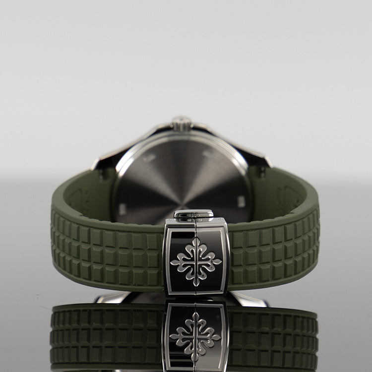 Patek Philippe Aquanaut — Steel 38.8mm