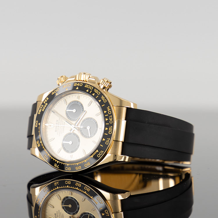 Rolex Daytona 126518LN — Gold Champagne Dial Yellow Gold Oysterflex 40mm