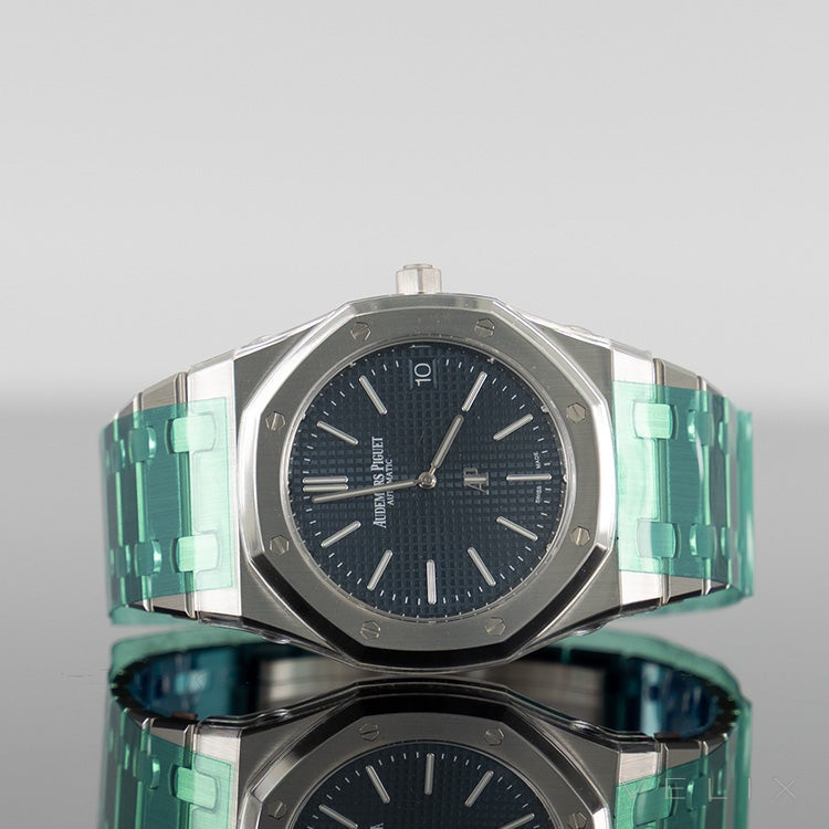 Audemars Piguet Royal Oak 16202ST — Blue Dial Steel 39mm